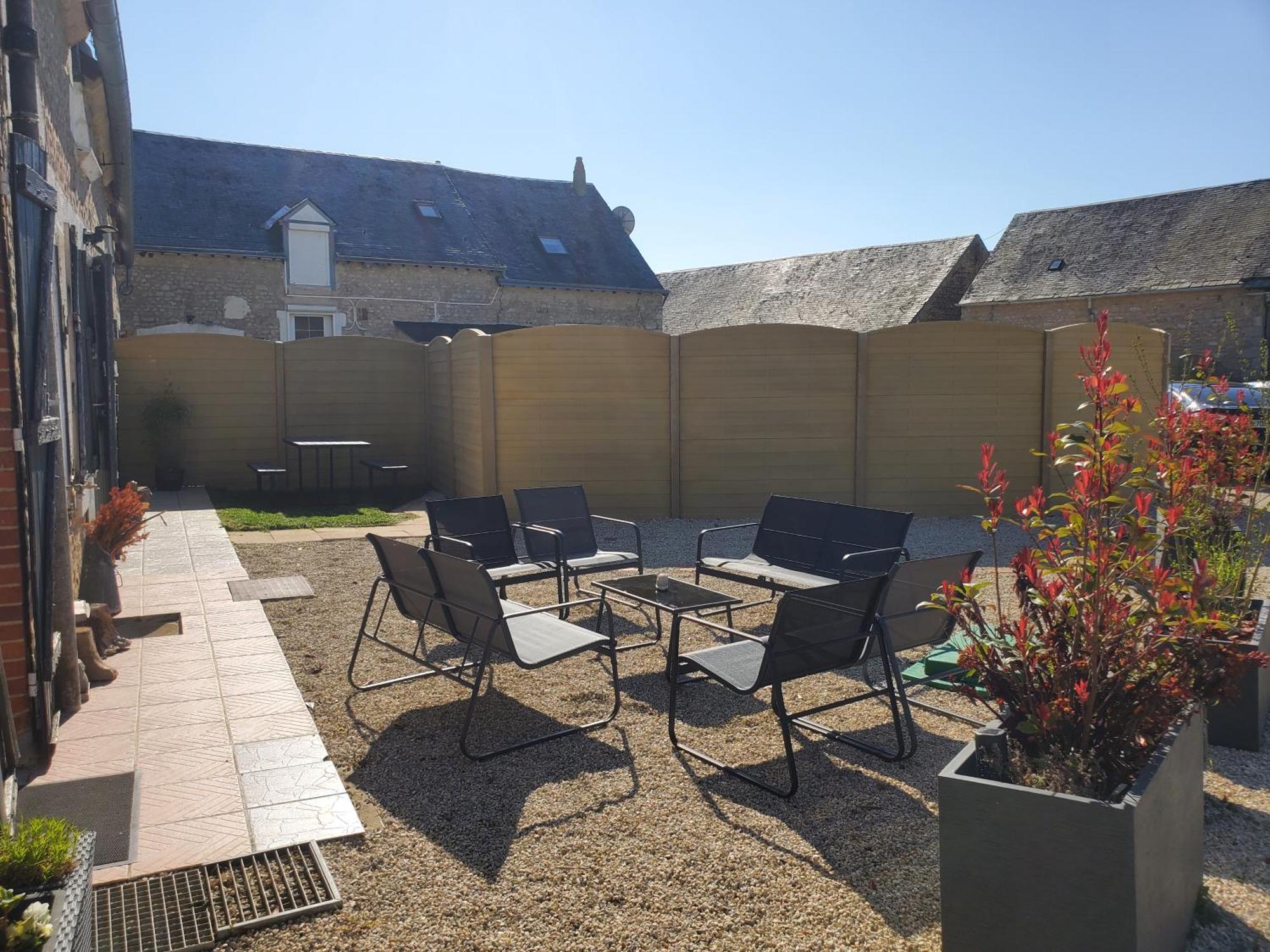 La Petite Folie Bed & Breakfast Eole-en-Beauce Exterior foto